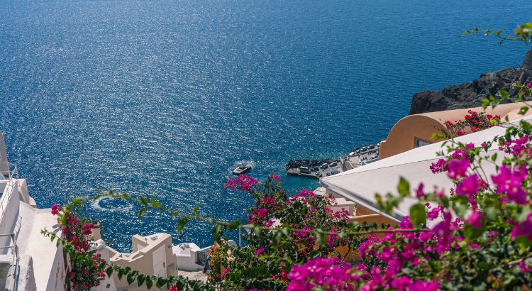 picturesque-santorini-greece