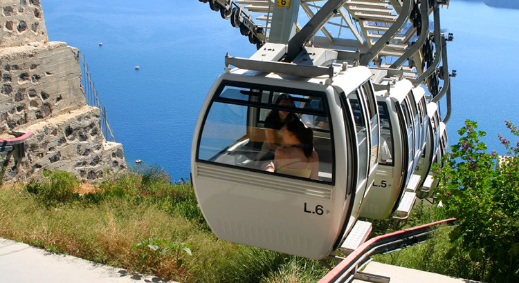 09-santorini-old-port-cable-car